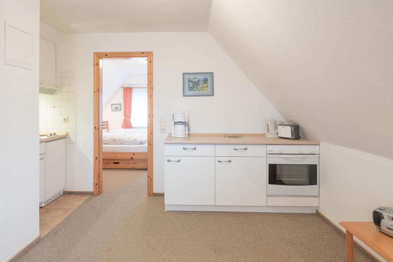 Direkt Am Deich - Ferienwohnung Amrum Im Gaestehaus Am Badedeich ดาเกอบึล ภายนอก รูปภาพ